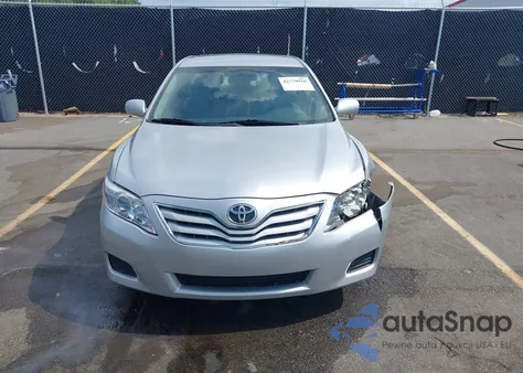 2011 Toyota Camry Le z USA, uszkodzony, nr VIN 4T1BF3EK9BU624728